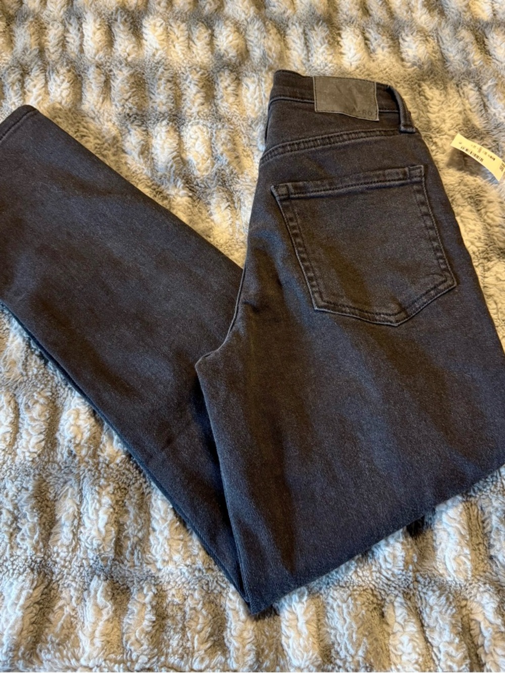 Aero High-Rise Mom Jeans Size 0R - Picture 8 of 8